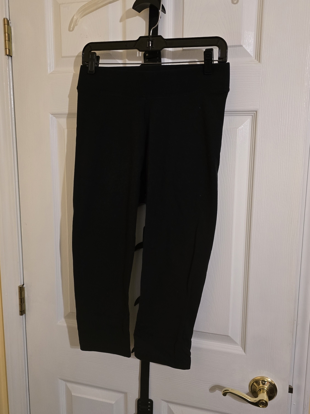 Sonoma Black Capri Leggings for Women